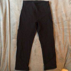 Black lululemon size 4